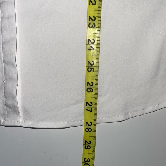 Express Ultimate Essential Shirt Straight Fit Button Down in White Large Women’s - Picture 7 of 10
